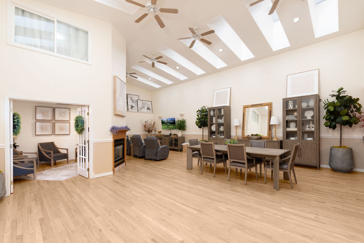 Ideal Care Homes Bellevue — comfortable rooms